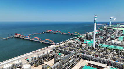 新時(shí)代中國(guó)調(diào)研行之看區(qū)域&middot;東北篇|在延鏈、補(bǔ)鏈、強(qiáng)鏈中再造產(chǎn)業(yè)動(dòng)能--來(lái)自東北石化重鎮(zhèn)的&ldquo;減油增化&rdquo;報(bào)告